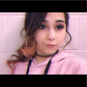 Meet your Posher, Mackenzie